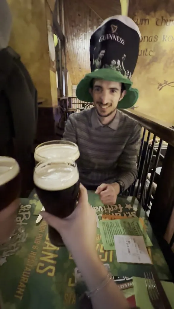 Mulligans Irish Pub & Restaurant_Gattinara_slider_image_2