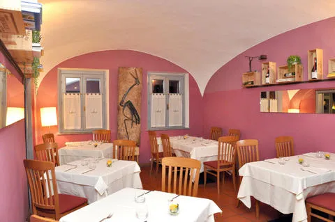 Ristorante Villa Paolotti restaurant in Gattinara