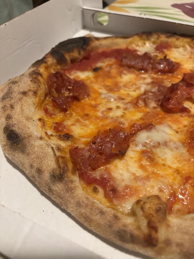 Master Pizza Pizzeria Le Due Torri Gattinara_Gattinara_slider_image_3