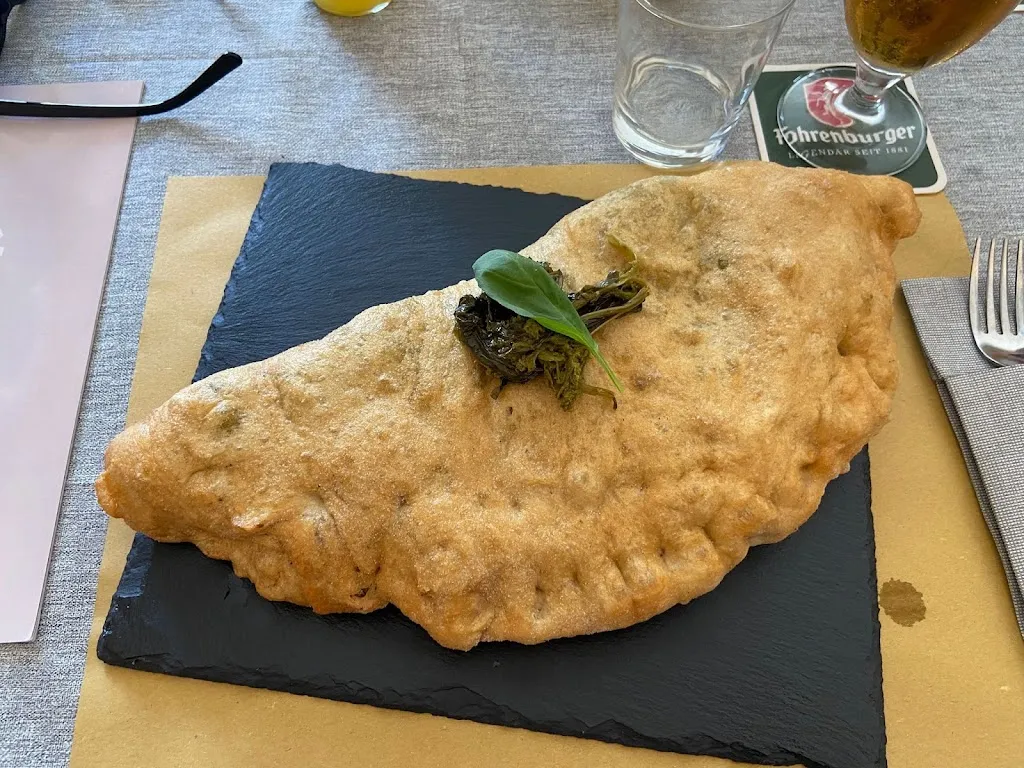Christian Piemontesi_The Factory - pizza in pala alla romana_Gattinara_review