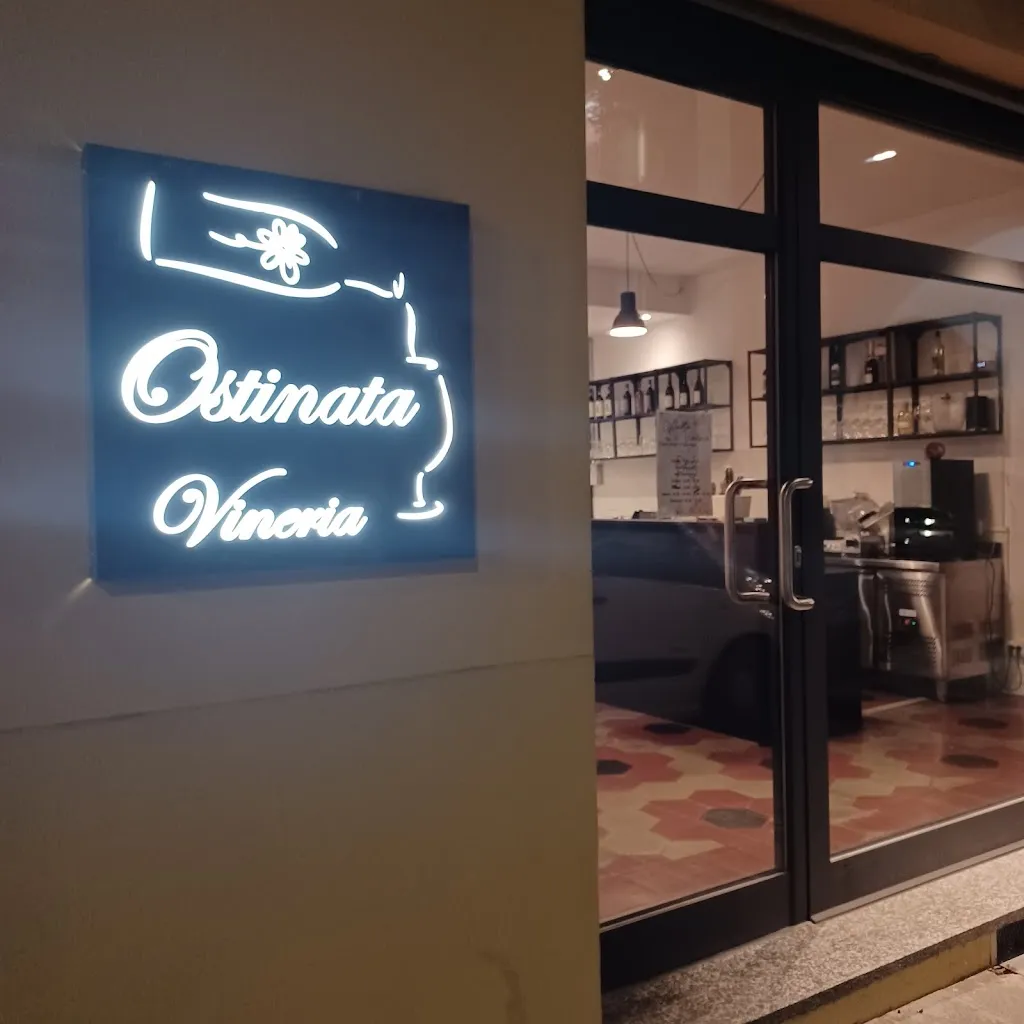 Ostinata vineria restaurant in Gattinara