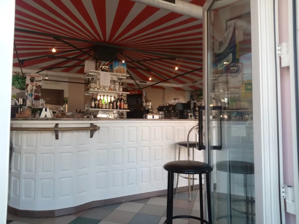 Bar La Raclette con Tavola Calda gestione Dev srl_Gattinara_slider_image_1