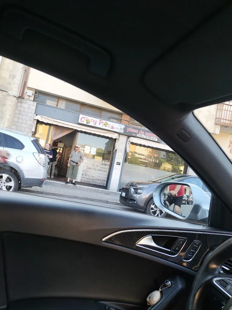 Monika M._Crazy Pizza_Gattinara_review