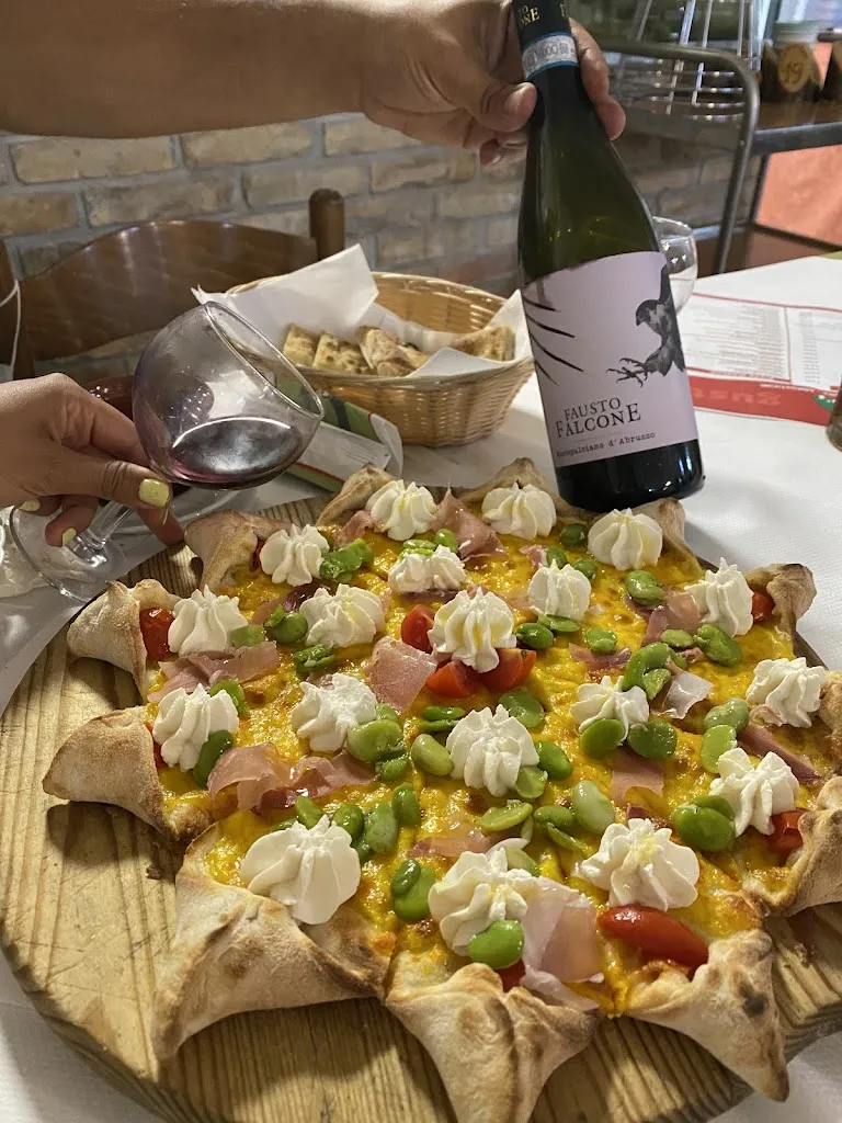 Ma virginia Tudares_La Taverna Di Pop's_Casalincontrada_recensione