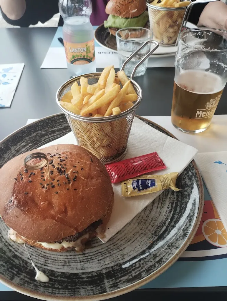 Giada_Magrega Padel Club Ristorante e Bar_Ghislarengo_review