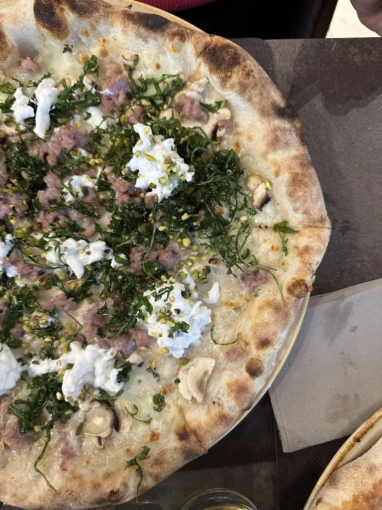 Biagio Giurato_Pizzeria 10 Fontane_Cerignola_review