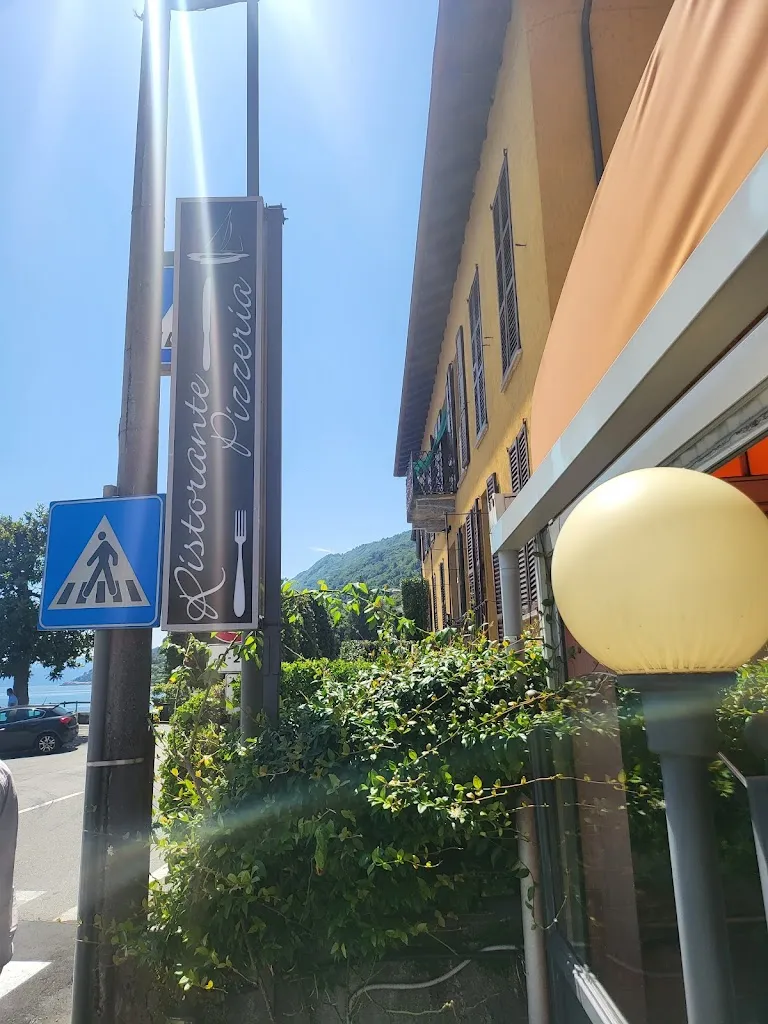 ECKHARD KÖHN_Pizzeria Lago_Ghiffa_review