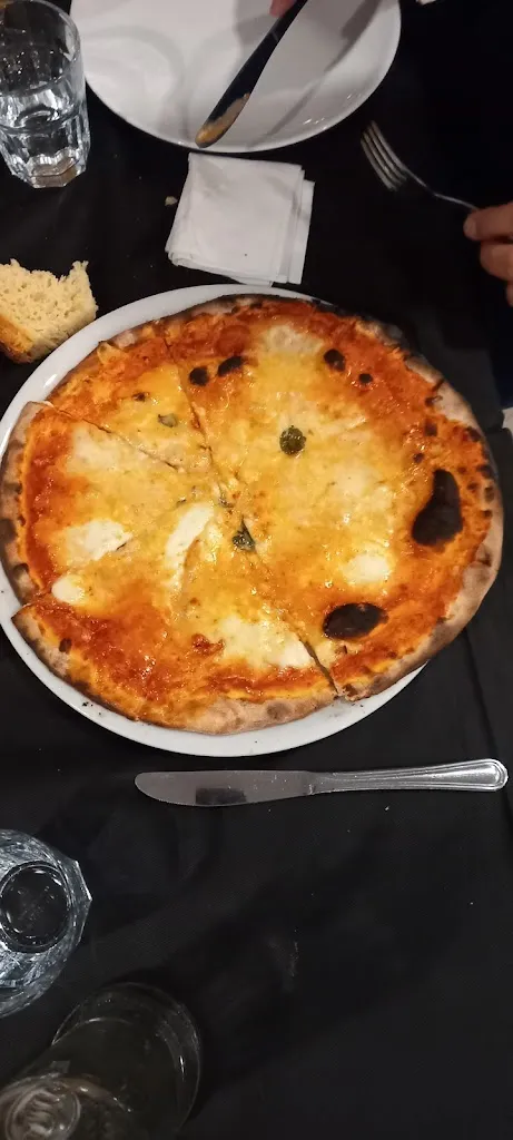 Luigi Imbrice_Hollywood Risto pub_Cerignola_review