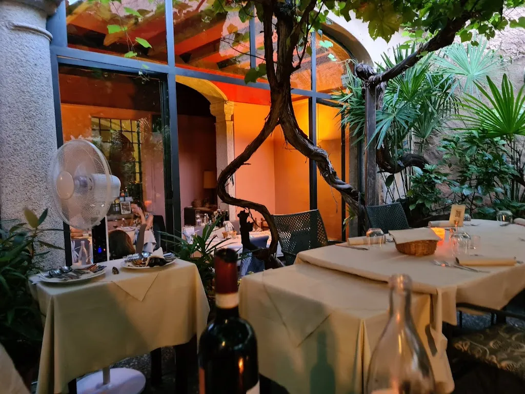 Tsveta Honegger_Le Volte_Ghiffa_review