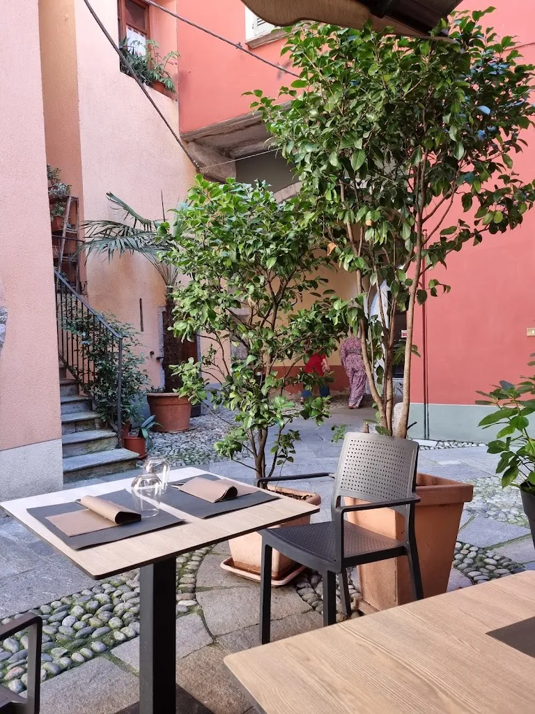 Trattoria Concordia_Ghiffa_slider_image_2