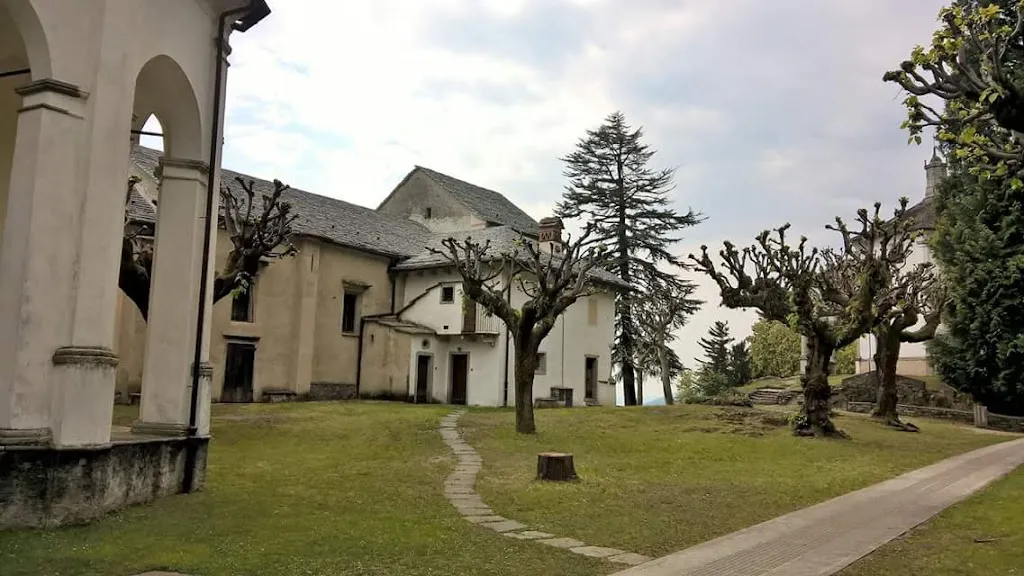 Tammy Bonafede_Sacro Monte della Santissima Trinità_Ghiffa_review