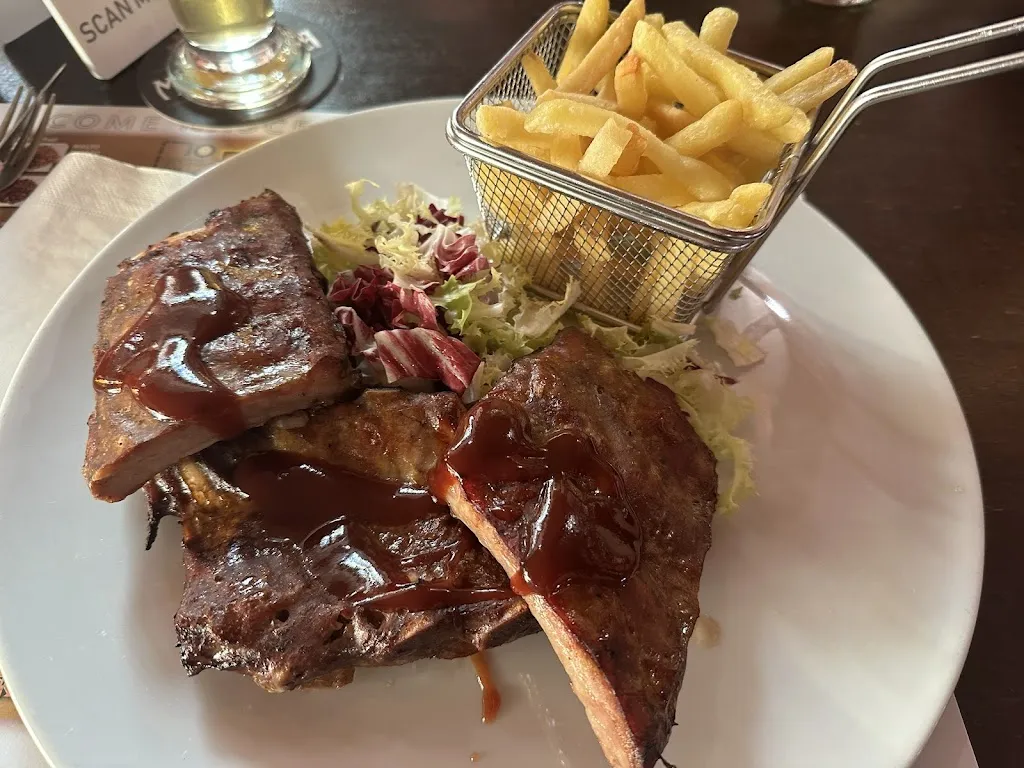 Artem Tatarenkov_Birreria Menabrea_Gifflenga_review