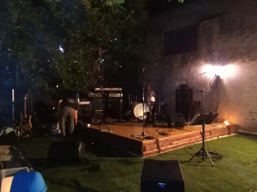 L'Angolo restaurant in Casalincontrada