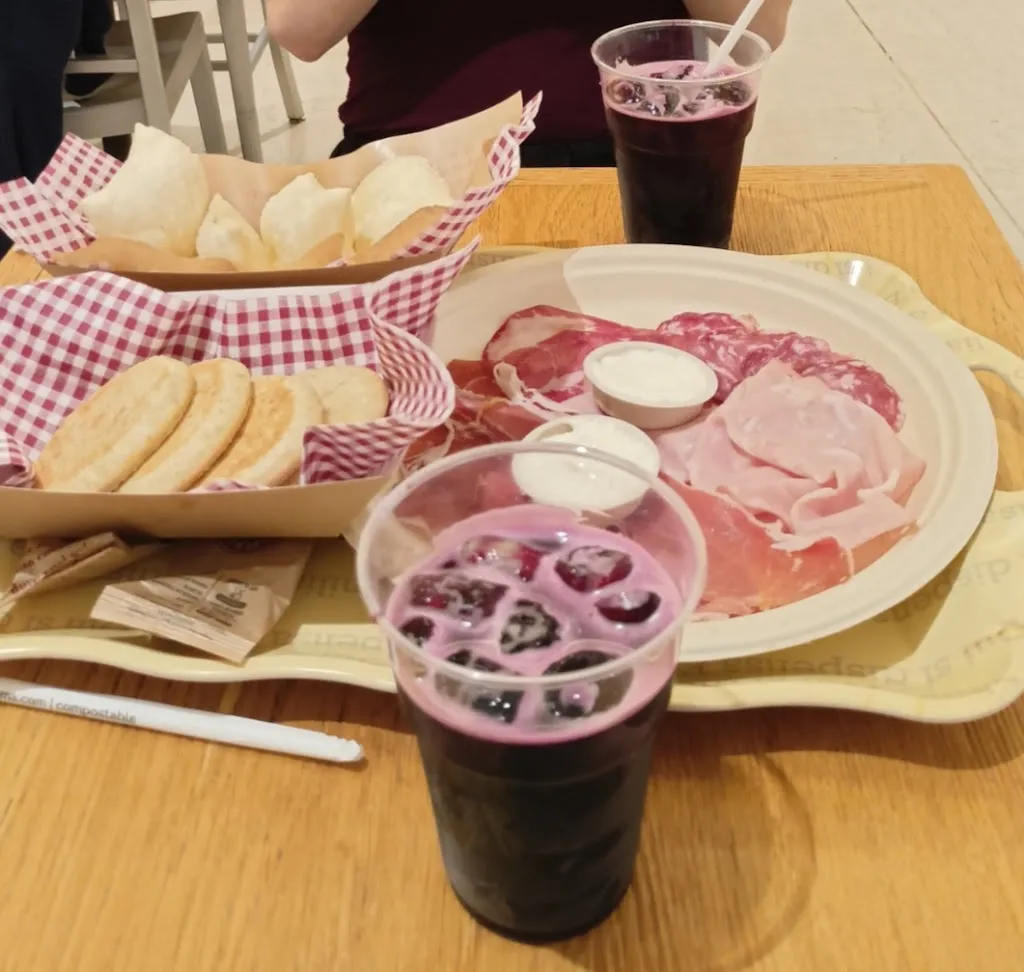 Paolo Castelli_Dispensa Emilia chiosco Le Gru_Gerbido_review