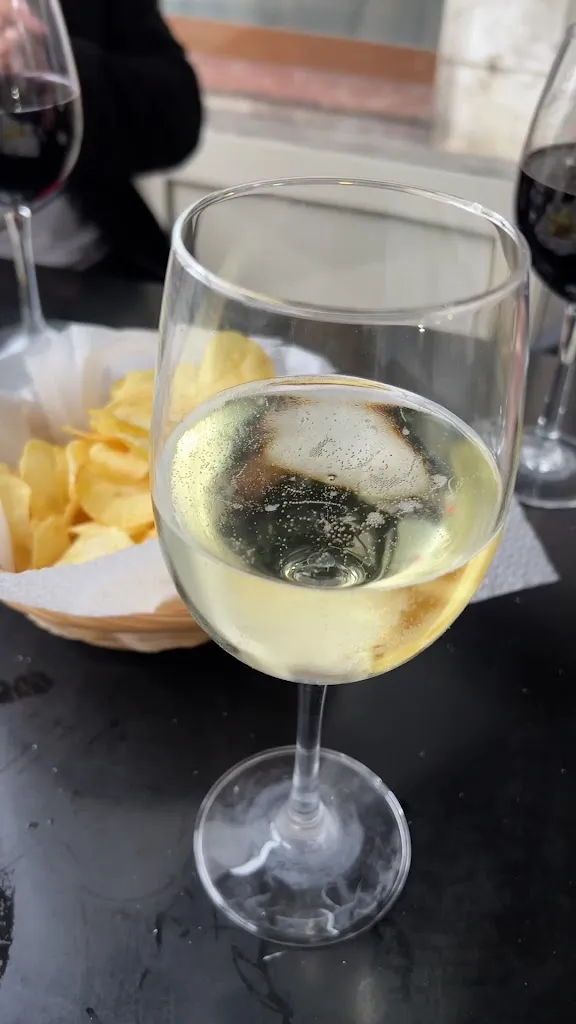 Micah Pinto_Déjà Vu Lounge Bar_Gerbido_review