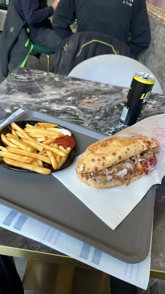 haowei zhou_Pizza & Kebap Bosforo_Gerbido_review