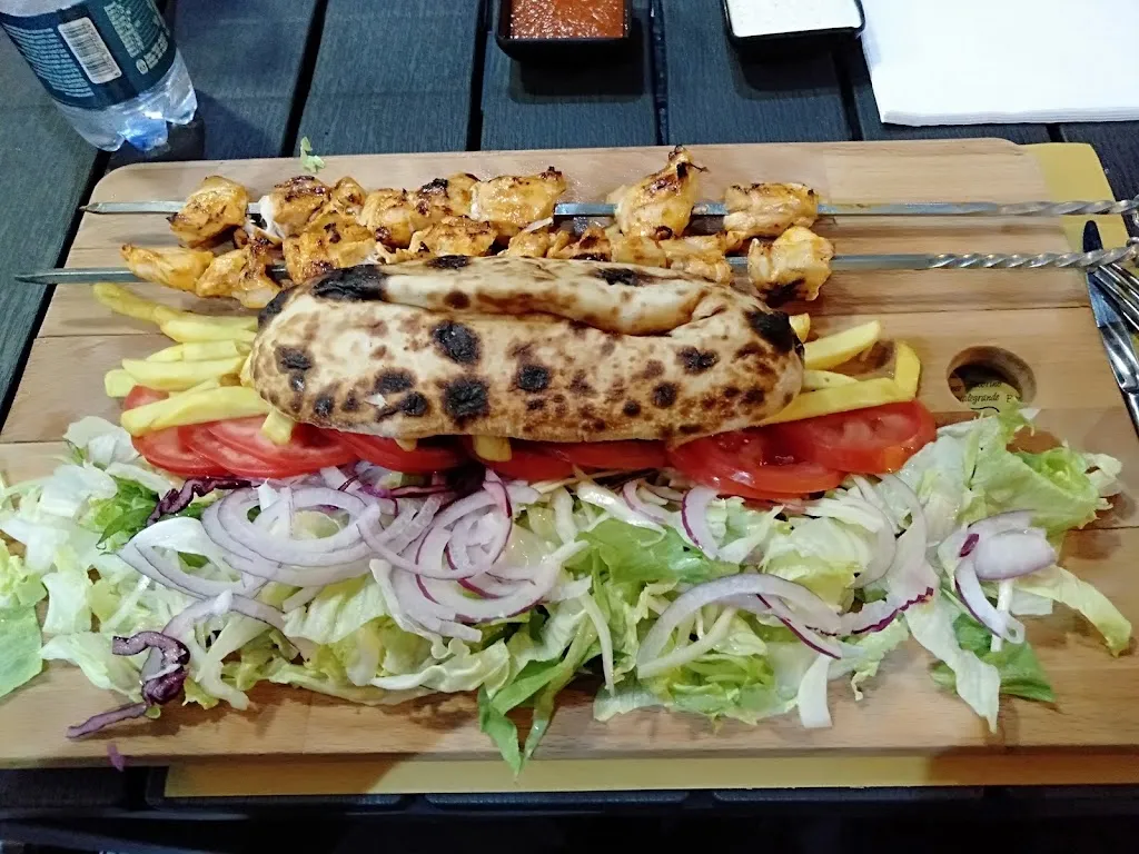 Alessandro Puliero_Istanbul - Pizzeria forno a legna_Gerbido_review