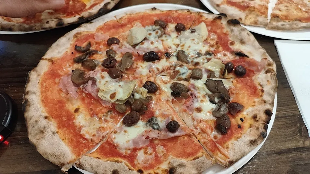 Mª Dolores Castillo_Dany Pizza Graglia_Graglia_review