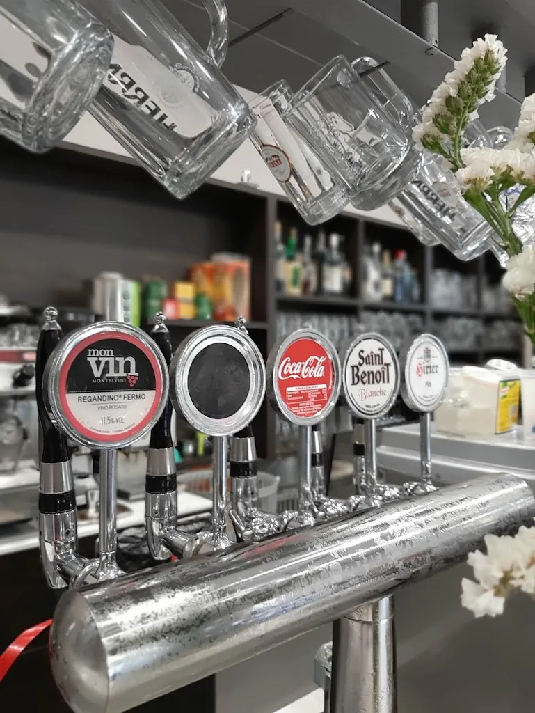 Hotel Ristorante Pizzeria Tramonto_Ancarano_slider_image_3