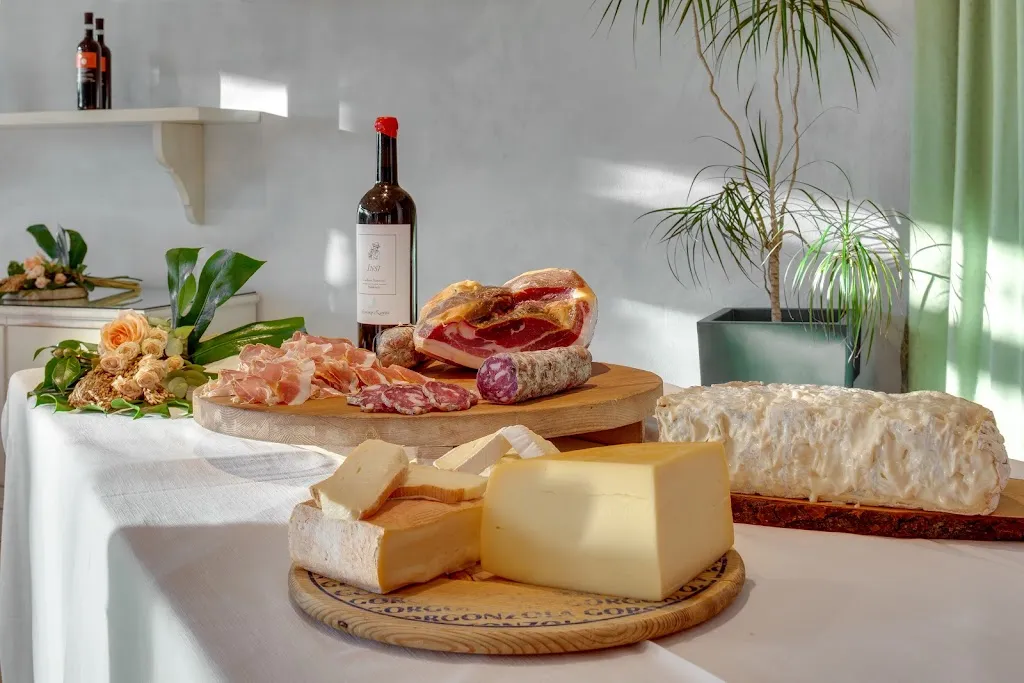 Ristorante Pizzeria Bar Novarello_Granozzo con Monticello_slider_image_2