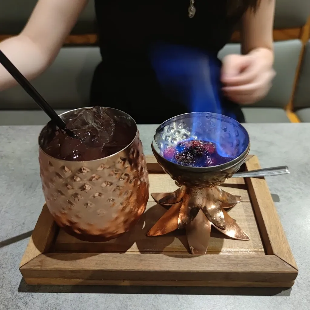 Felice Li Calzi_Bar Mirò_Granozzo con Monticello_review