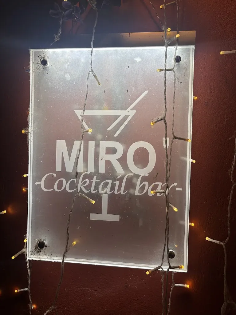 Aldo Lubrani_Bar Mirò_Granozzo con Monticello_review