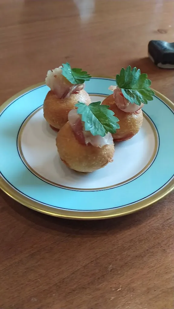 Alessandro Mecca Al Castello di Grinzane Cavour_Grinzane Cavour_slider_image_2