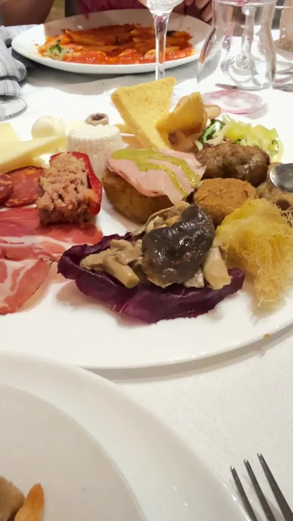 Ana Criste_Ristorante Manitta_Ingria_review