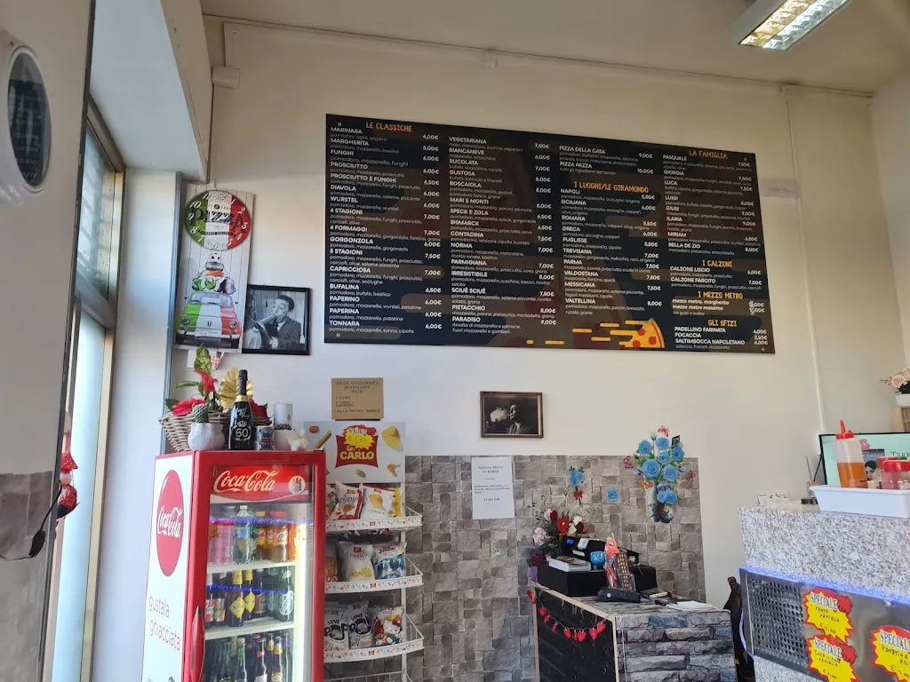 Pizzevia restaurant in Incisa Scapaccino