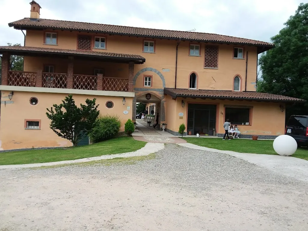 Tenuta Montezeglio_Invorio_slider_image_3