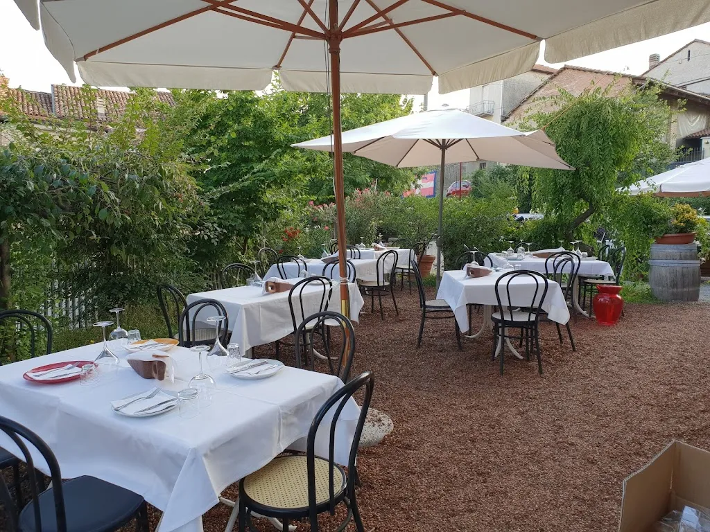 Ostu Di Djun restaurant in Guarene