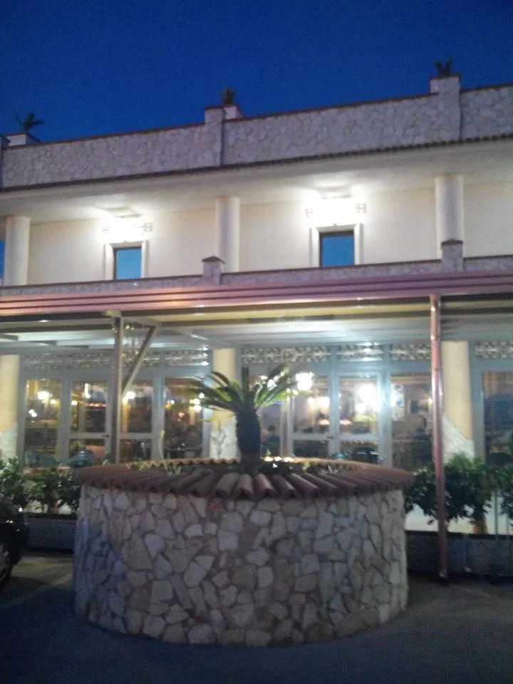 Al Vecchio Casello B&B - Trattoria Pizzeria - Prodotti Tipici Pugliesi_Cerignola_slider_image_3