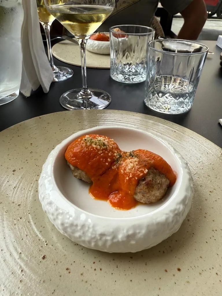 sabra darwish_Incanto_Isasca_review