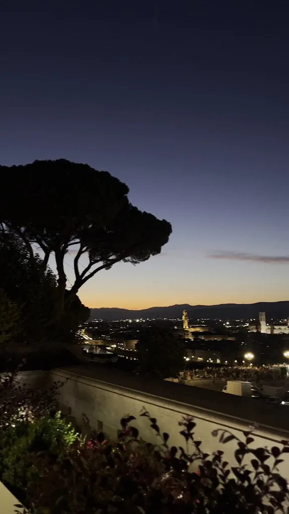 Cybelle Nassif_La Loggia del Piazzale Michelangelo_La Loggia_review