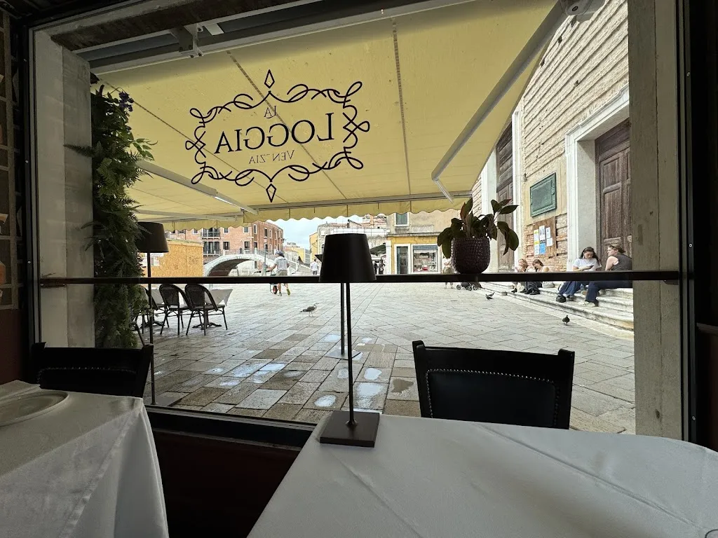 La Loggia Bistro_La Loggia_slider_image_3