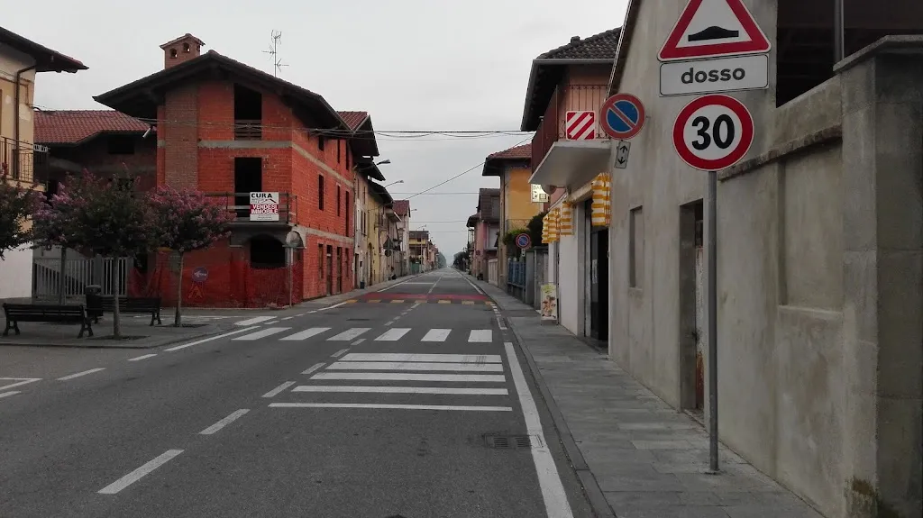 trattoria bell'aria restaurant in Landiona