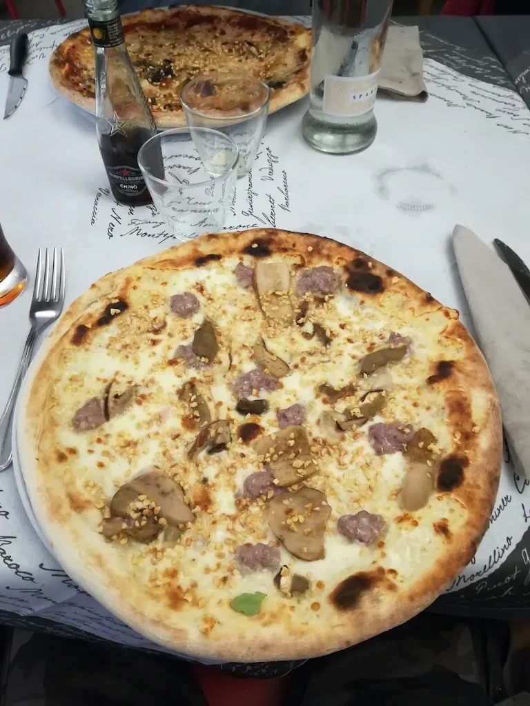 Menu_Pizzeria La Ru'_Lequio Berria_image_8