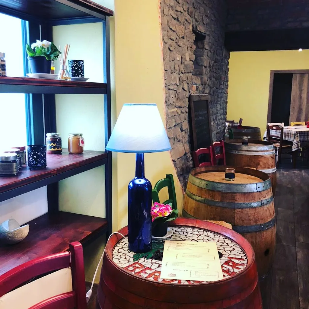 Vineria Da' Ambros restaurant in Lequio Berria