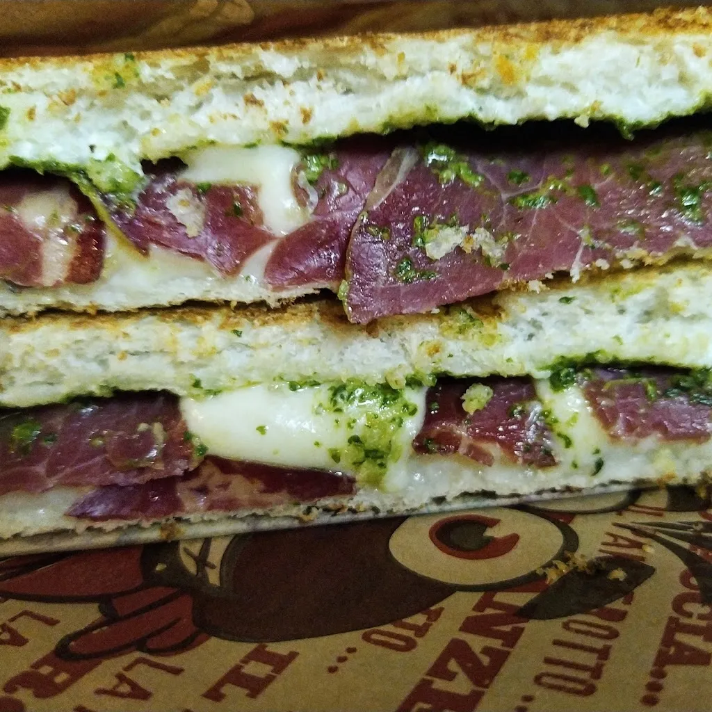 Menu_Toast... e Via! | Maxi Toast & Panzerotti di Carne_Cerignola_image_4