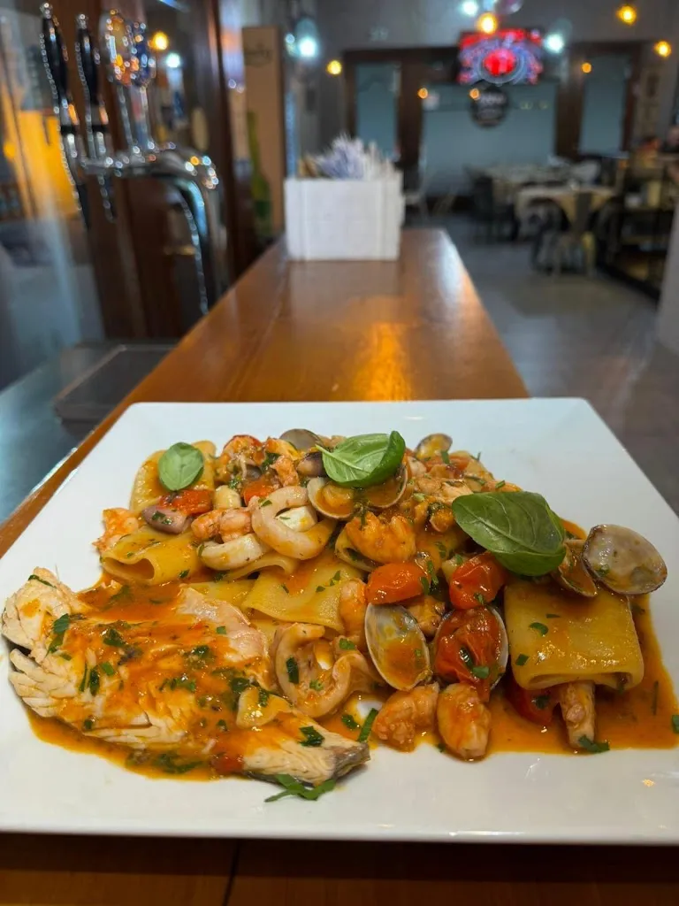 Bistrò Medina - Pizzeria Ristorante_Leini_slider_image_3