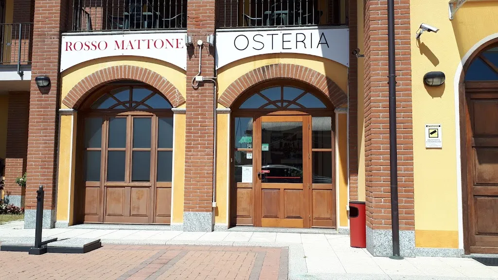 Osteria Rossomattone restaurant in Leini
