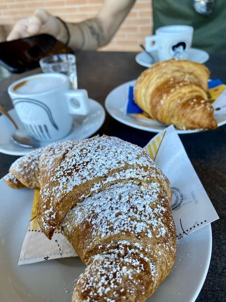 Bar 33_Leini_slider_image_3