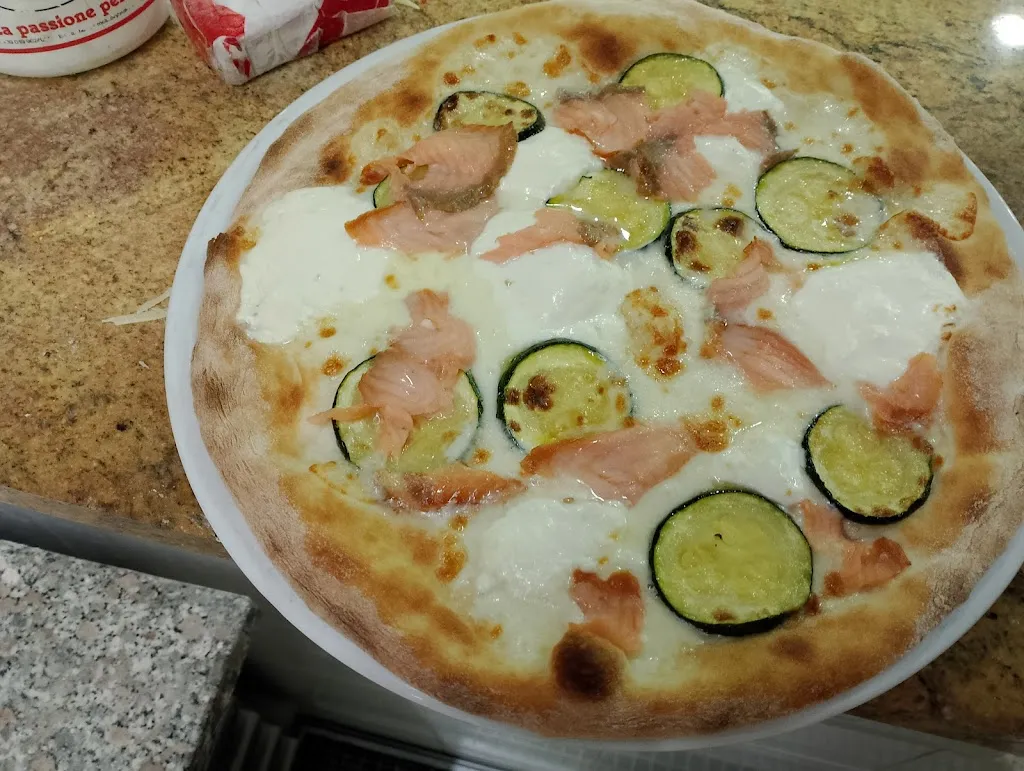 Regina Di Quadri_Leini_slider_image_3