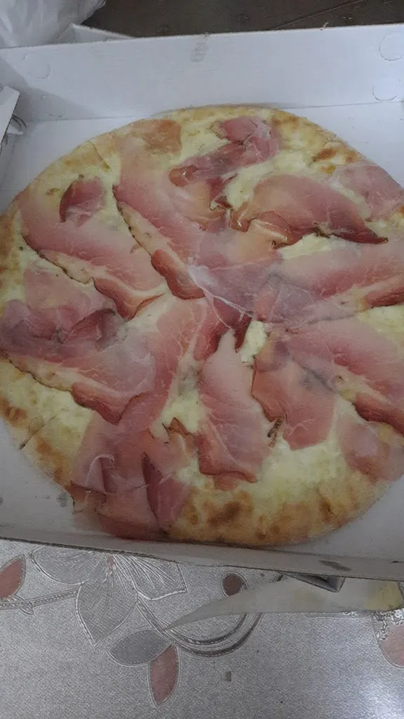 Menu_Pizza Fantasy_Leini_image_6