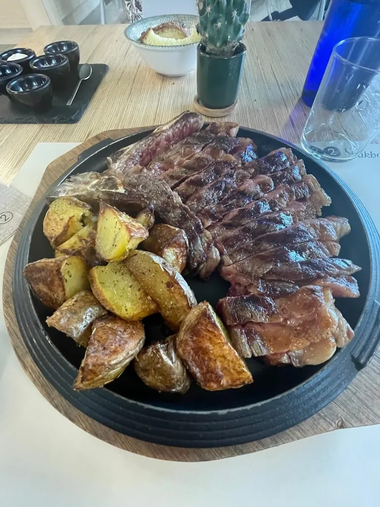 Griglia22 | Steakhouse a Ivrea_Ivrea_slider_image_3