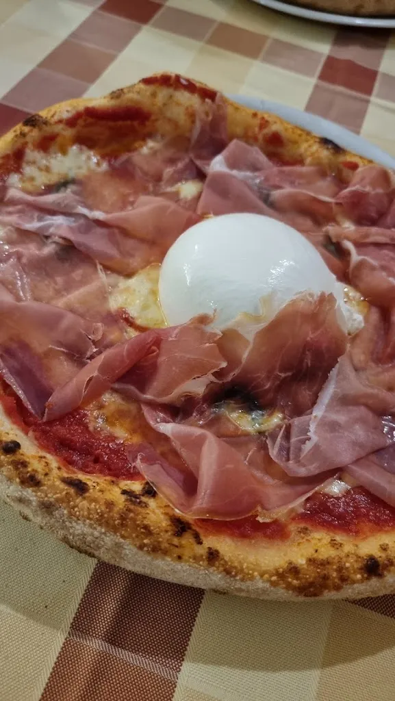 ELENA MAKRIDOU_Sale e Pepe_Ivrea_review