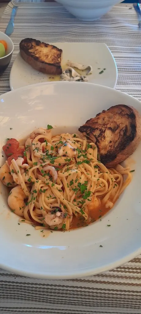 Glenn Brady_Amarè - La bottega del pesce_Conversano_recensione