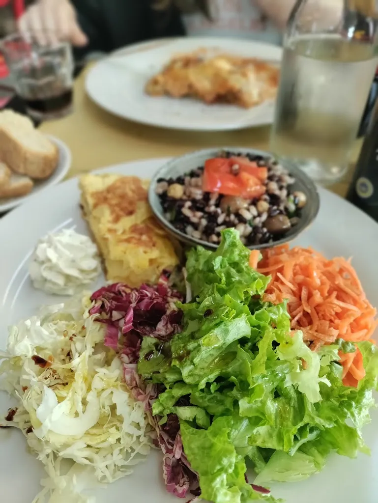 Eleanor Roberts Picq_ZAC! Zone Attive di Cittadinanza_Ivrea_review