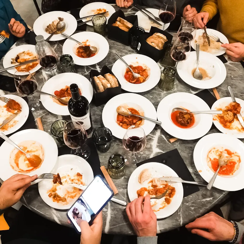 TIE' OSTERIA GINTONERIA_Conversano_slider_image_2