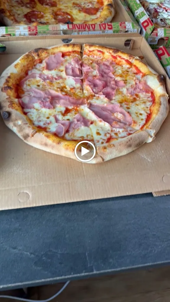 Star Turkish Pizza Kebap_Ivrea_slider_image_2